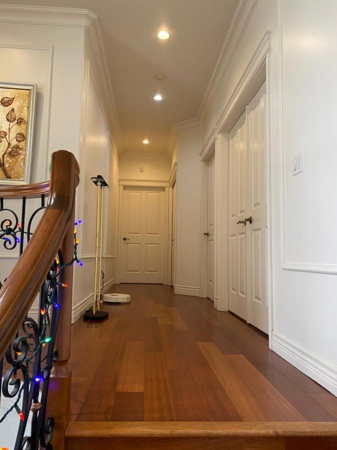 Lucky Room, A Comfortable Bedroom With Private Bathroom Close To Yvr Ричмънд Екстериор снимка