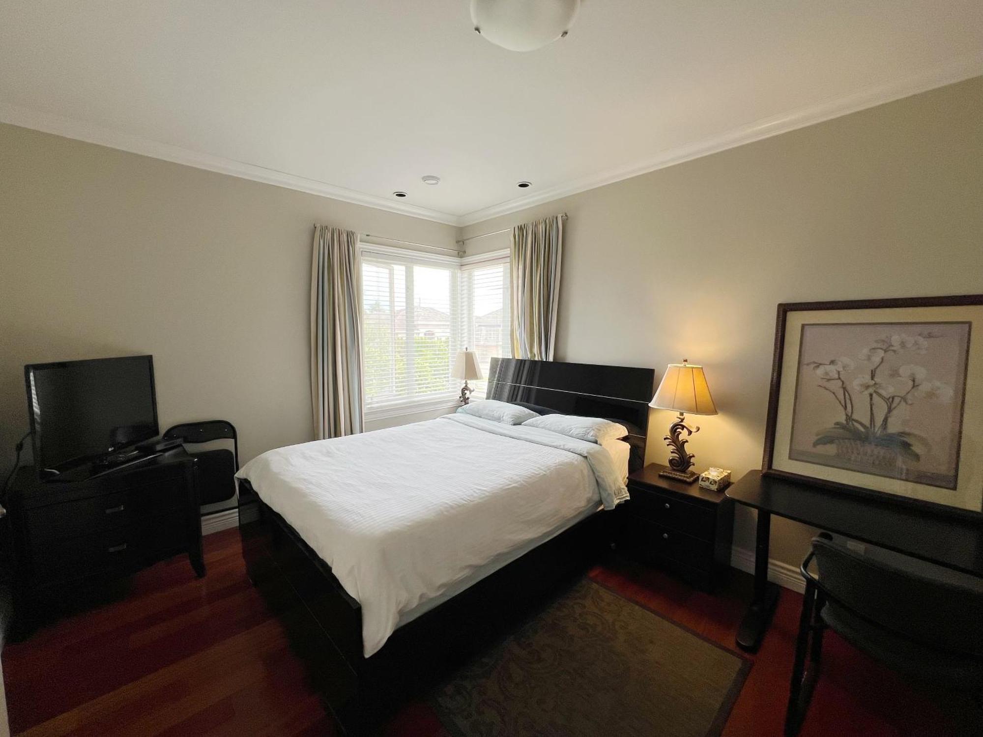 Lucky Room, A Comfortable Bedroom With Private Bathroom Close To Yvr Ричмънд Екстериор снимка